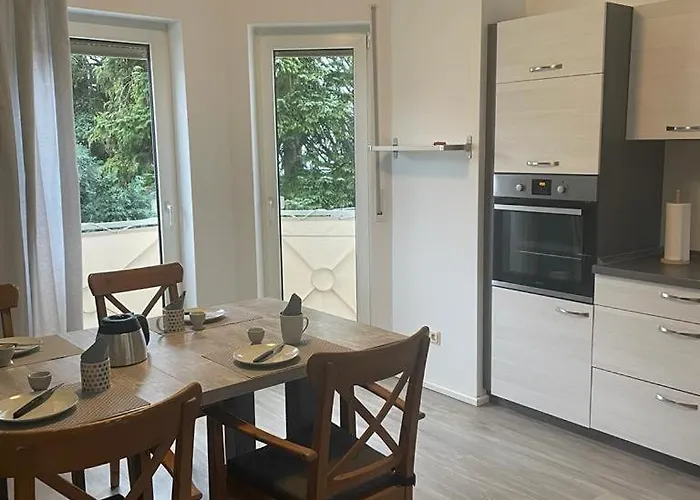 Frei 4 * 威斯巴登